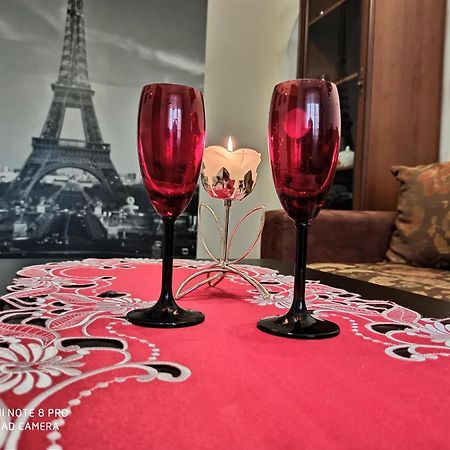 Apartment On Krainego Str 27 Slonim Екстериор снимка