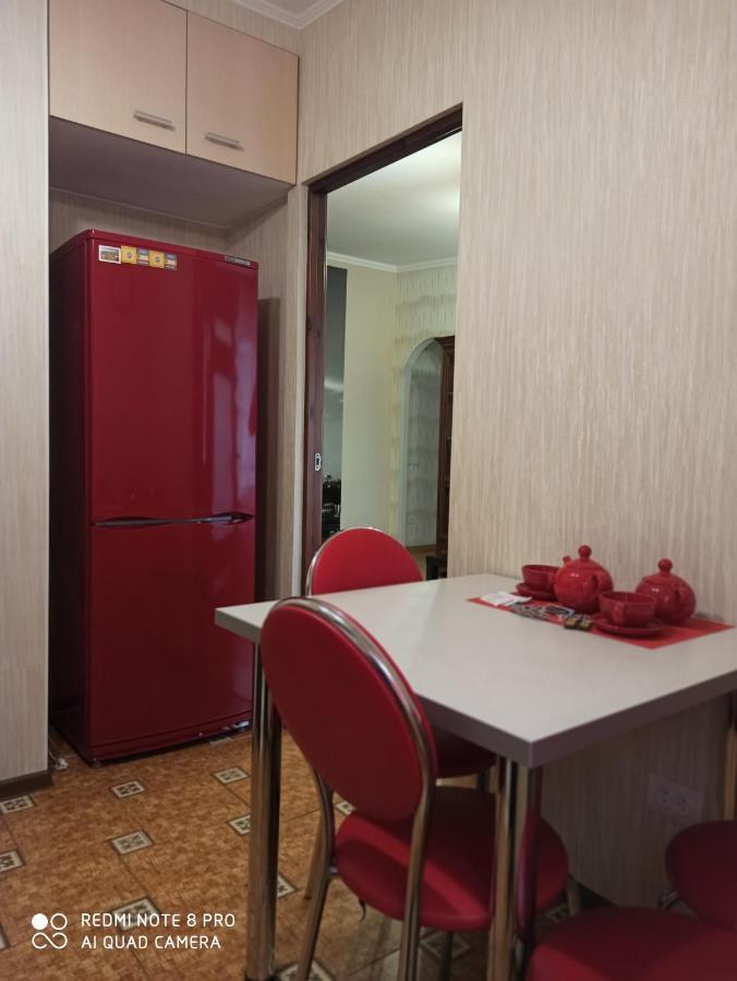 Apartment On Krainego Str 27 Slonim Екстериор снимка